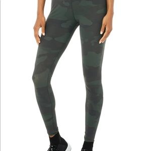 Alo Yoga High Waist Vapor Camo Legging